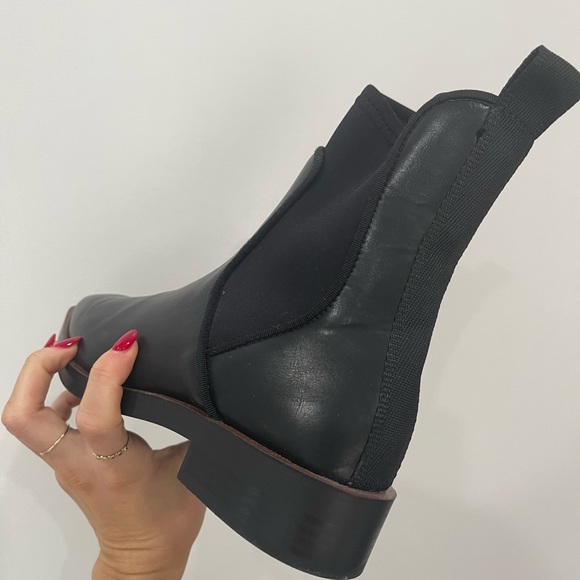 Leather Chelsea boots - Picture 7 of 9